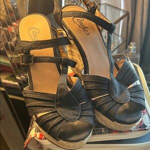 Candie's Elegant Black Wedge Sandals